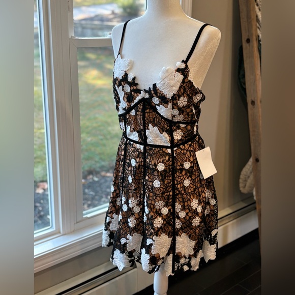 Free People - Elliatt Pembroke Mini Dress - Picture 5 of 12